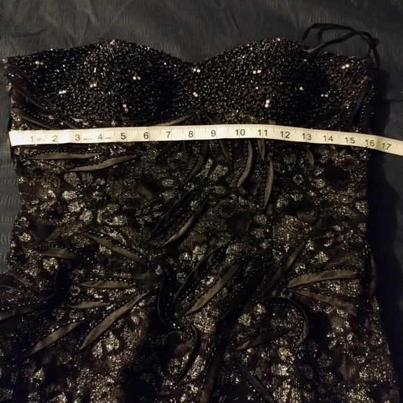 Fiesta Large strapless mermaid style formal dress - Picture 6 of 16